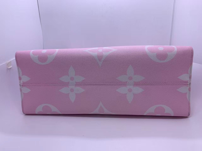 98新LV/路易威登 扎染彩虹漸變限定款Onthego大號托特包,尺寸42*33cm 包身內外乾淨 邊角有正常使用痕跡 經典老花logo 藍色扎染設計超好看 容量大實用性強-2