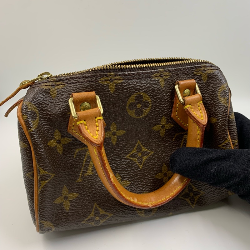 Louis Vuitton Vintage Nano Speedy-24