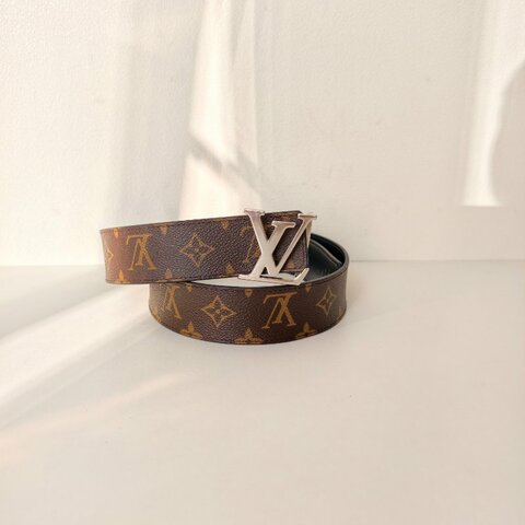 lv 路易威登 老花腰帶 銀扣 長 85cm, 寬 4cm 閒置成色