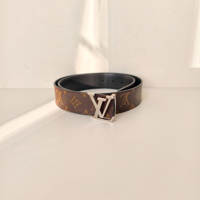 lv 路易威登 老花腰帶 銀扣 長 85cm, 寬 4cm 閒置成色-1