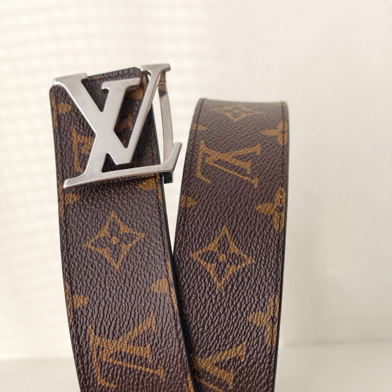 lv 路易威登 老花腰帶 銀扣 長 85cm, 寬 4cm 閒置成色-2