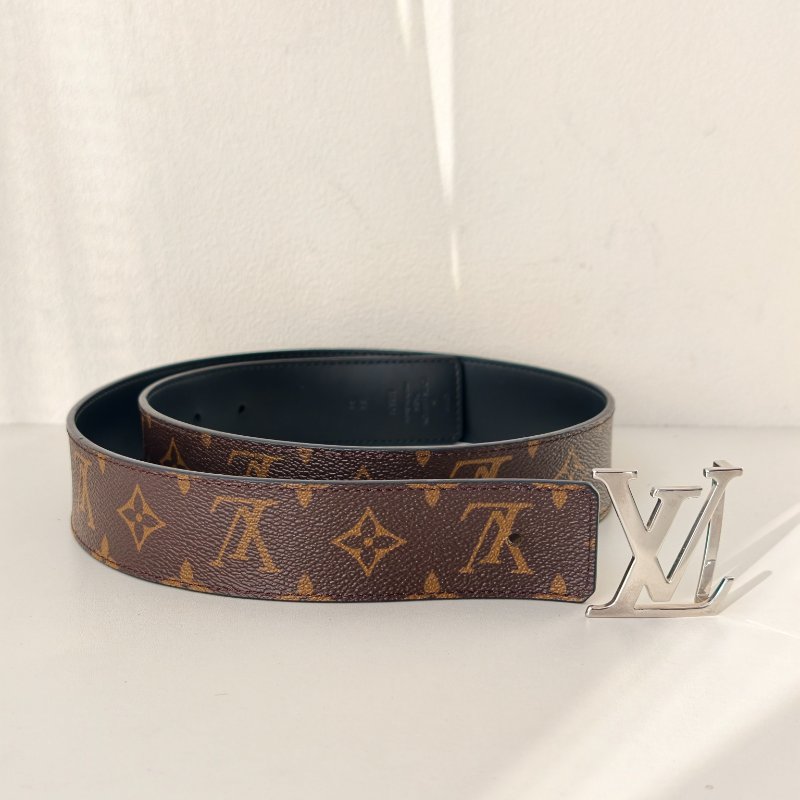 lv 路易威登 老花腰帶 銀扣 長 85cm, 寬 4cm 閒置成色-5