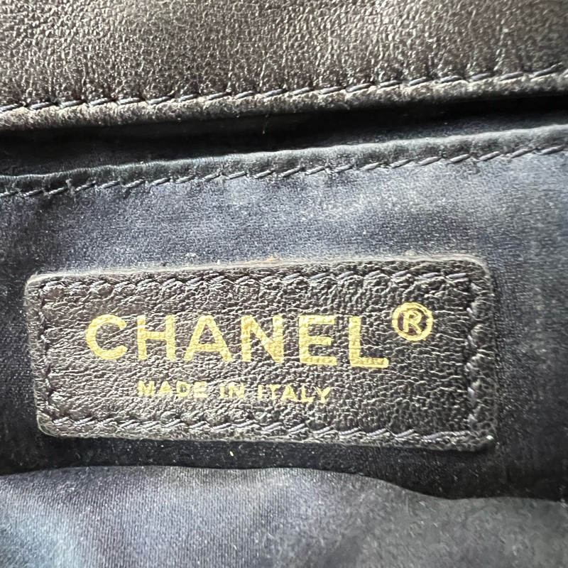 Chanel亮片包無卡-4