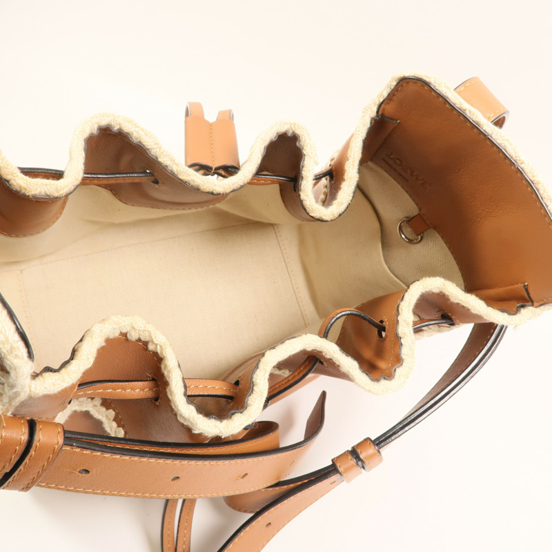 LOEWE 牛皮皮革Hammock銀扣手挽肩背兩用袋-12