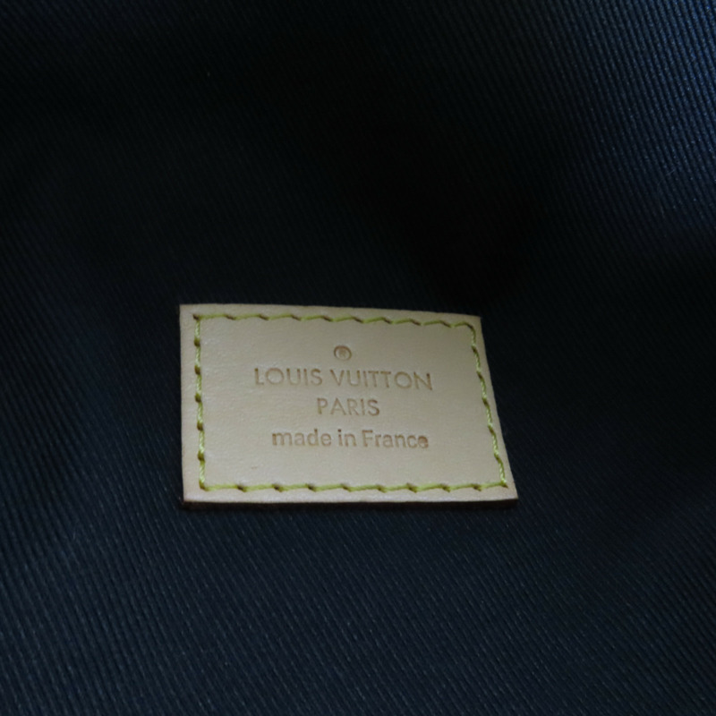 LOUIS VUITTON Monogram Bum Bag金扣腰包-11