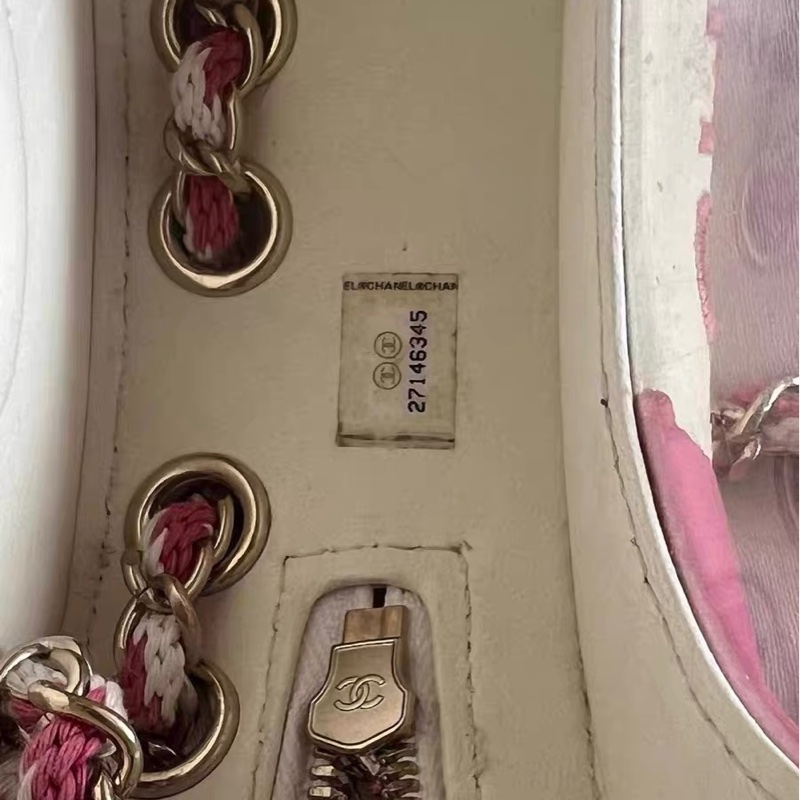 Chanel包玫紅色沒卡，黑色有卡-3