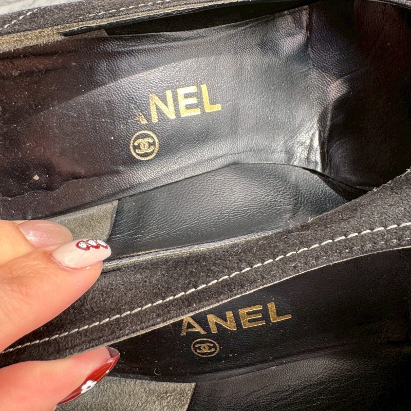 💖超級有質感 Chanel 黑色霧面麂皮高跟鞋-11