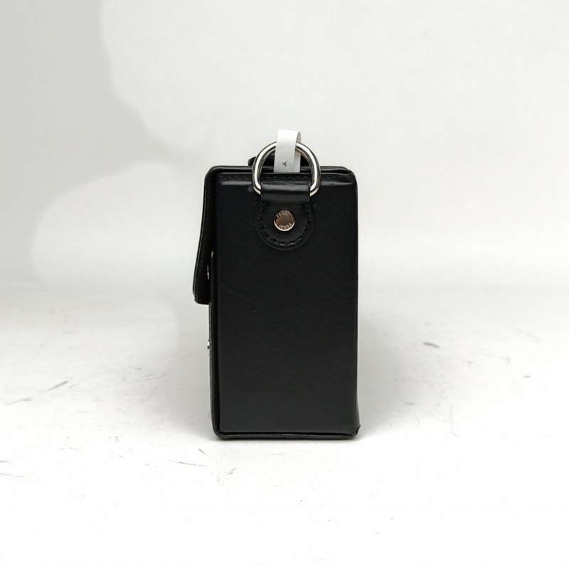 FENDI 老花帆布銀扣Baguettesofttrunk盒子包肩背包-1