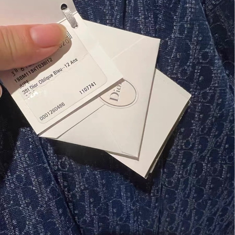 Dior短裙兒童12碼,成人可以穿-3