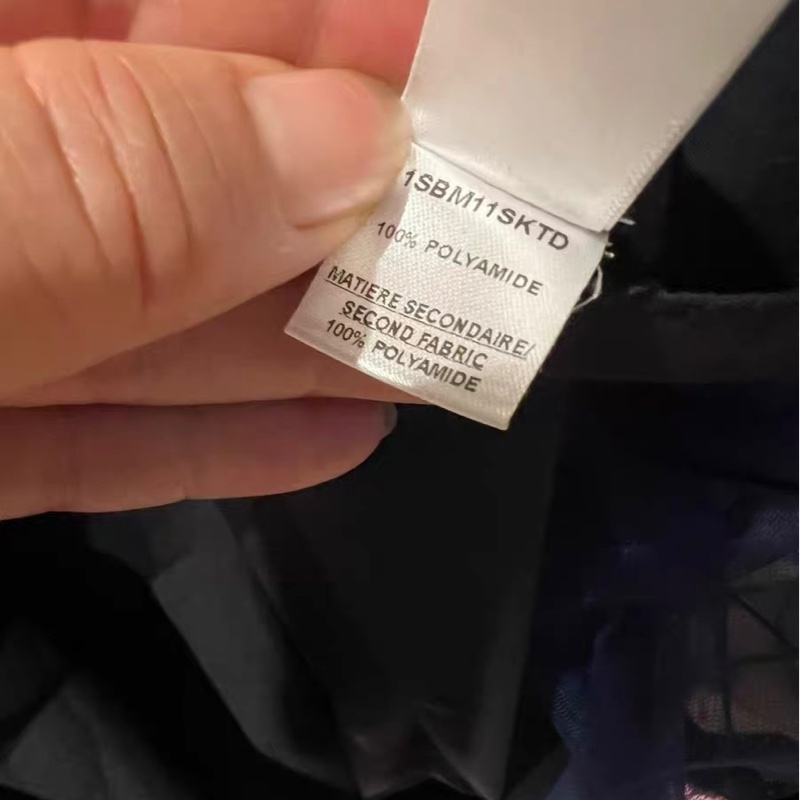 Dior短裙兒童12碼,成人可以穿-7