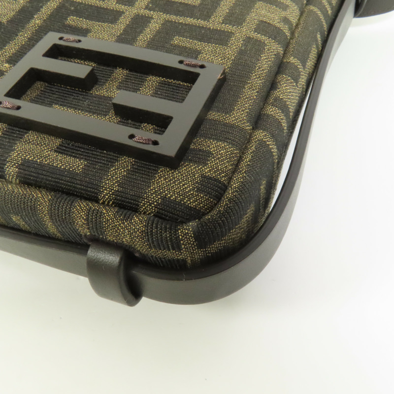 FENDI 帆布Shoulder Bag金扣肩背袋-14