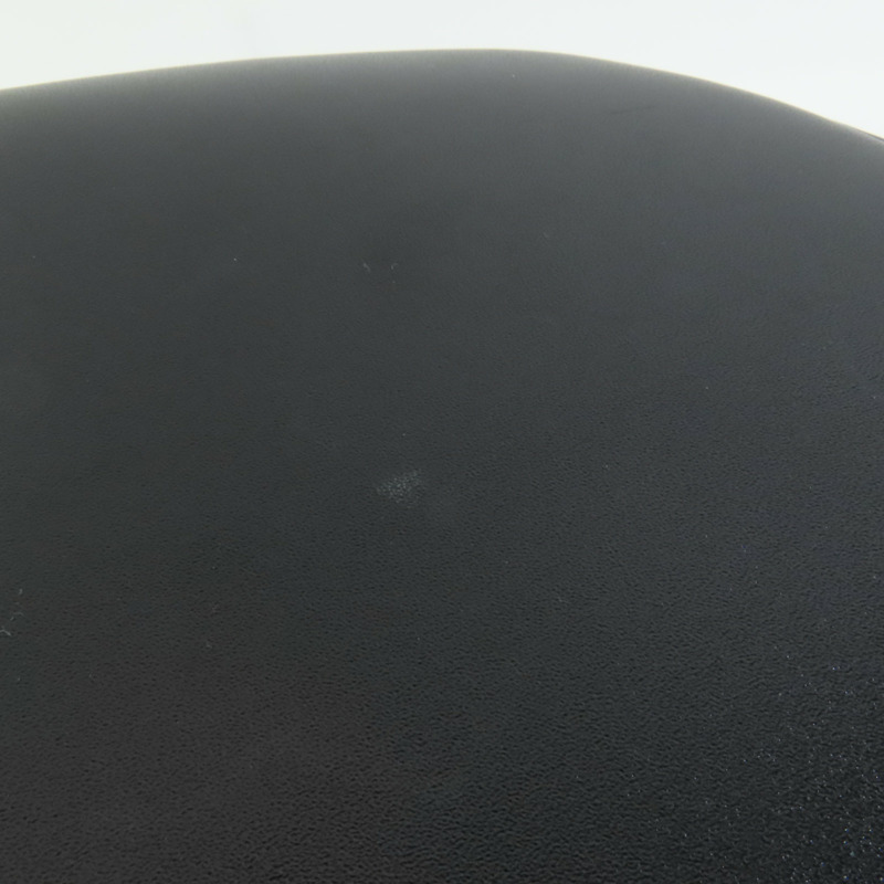 Dior 牛皮皮革Bobby Bag Medium金扣肩背袋-16