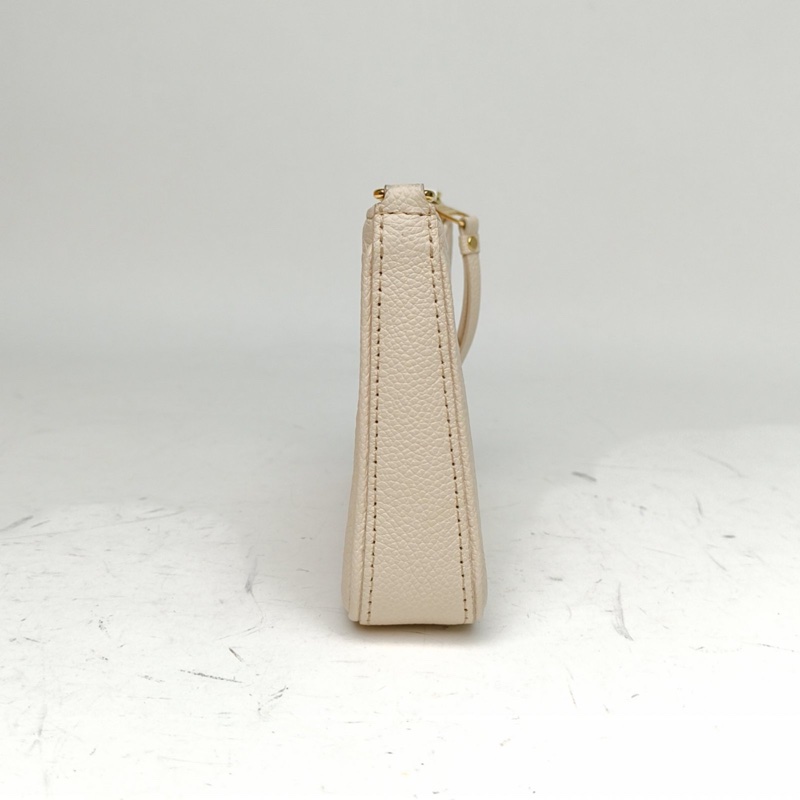 LOUIS VUITTON Easypouch單肩腋下包全皮壓紋米白色牛皮金扣晶片-1