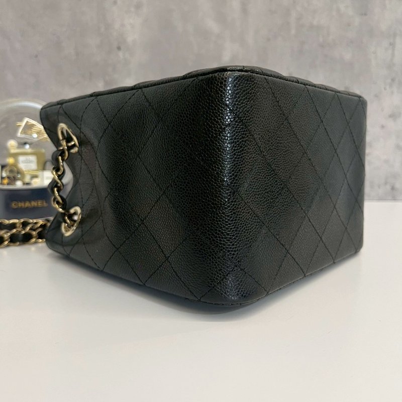 Chanel mini tote 黑金荔枝牛 晶片款-5