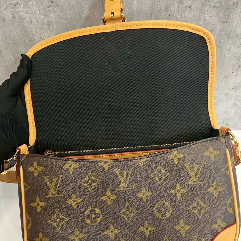 LV 法棍包 芯片款 經典老花-7