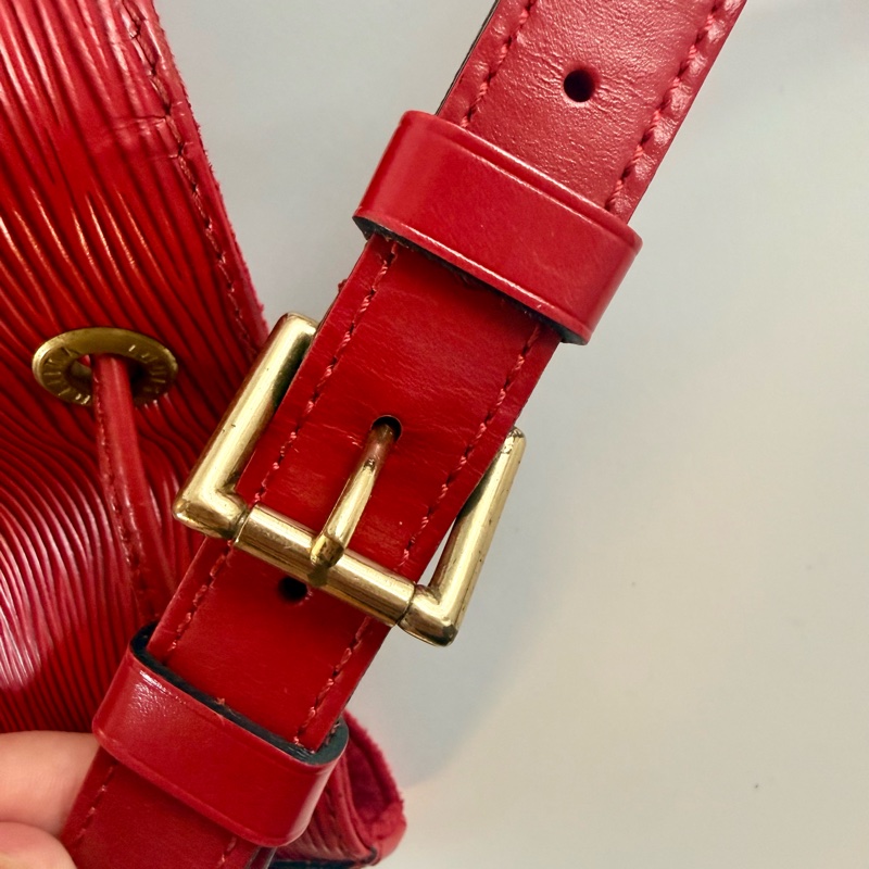 ✔️LOUIS VUITTON LV 路易威登 Epi Noe 水波紋水桶包/紅-14