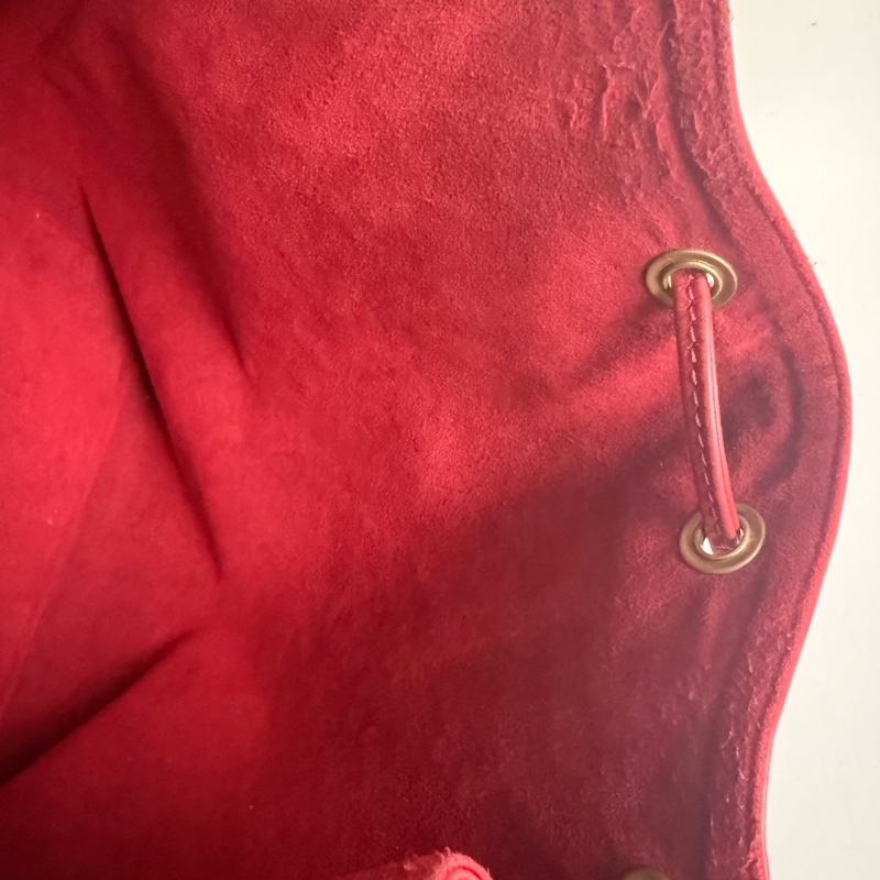 ✔️LOUIS VUITTON LV 路易威登 Epi Noe 水波紋水桶包/紅-33