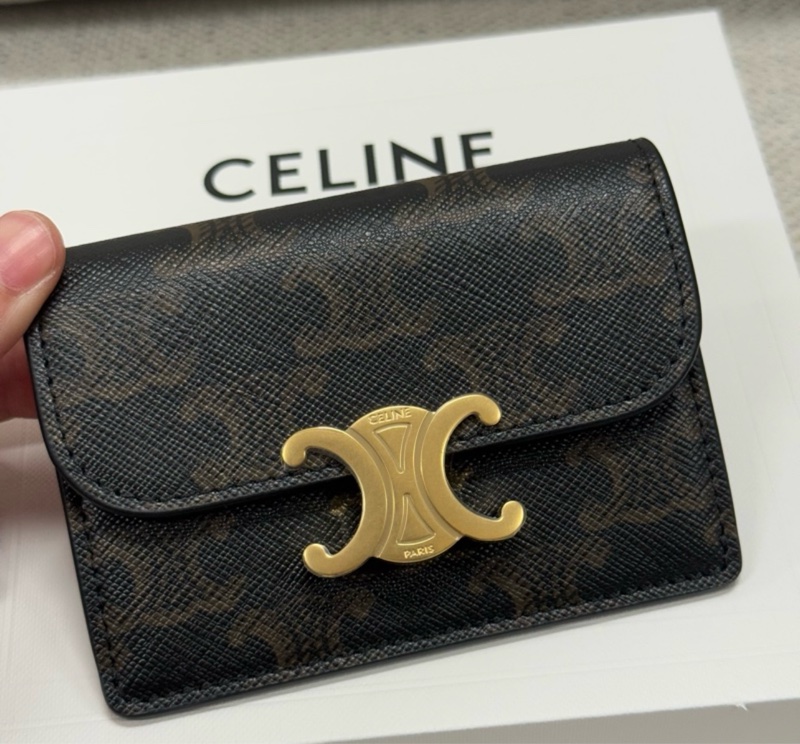 CELINE賽琳 Triomphe 凱旋門金屬大鎖扣老花滿印合成革 零錢包卡包女款棕色-2