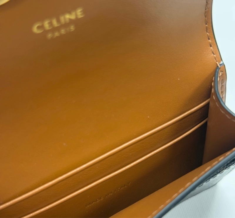 CELINE賽琳 Triomphe 凱旋門金屬大鎖扣老花滿印合成革 零錢包卡包女款棕色-7