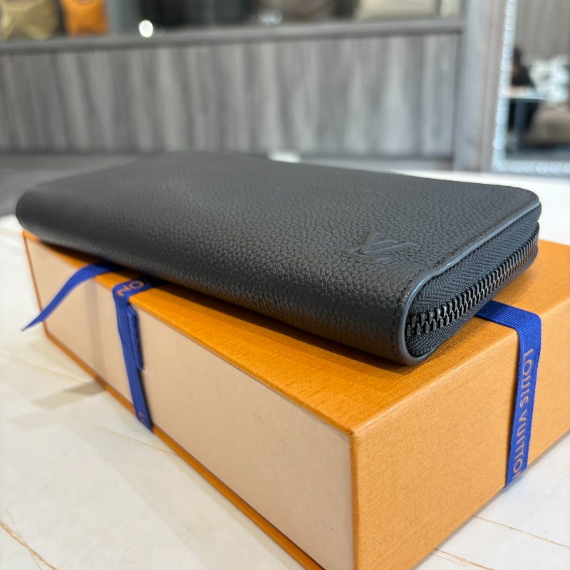 *SHIHNA名牌精品* LV M25959 黑色粒面拉鍊錢包-6