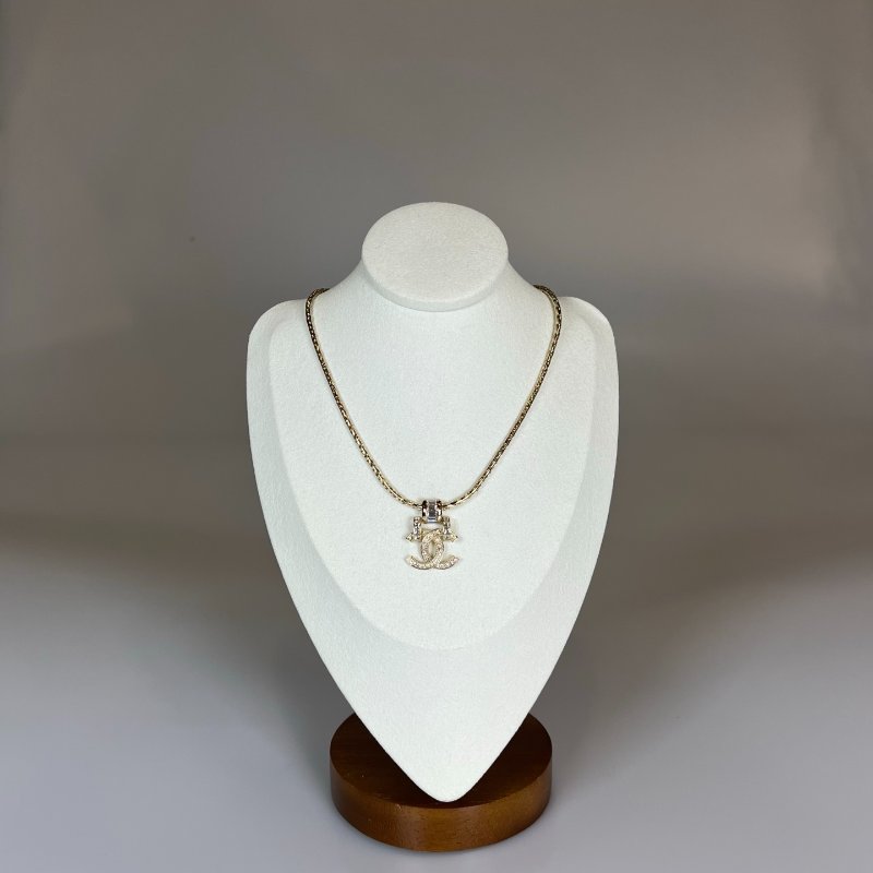 CHANEL C23/P 淡金水鑽頸鍊-0