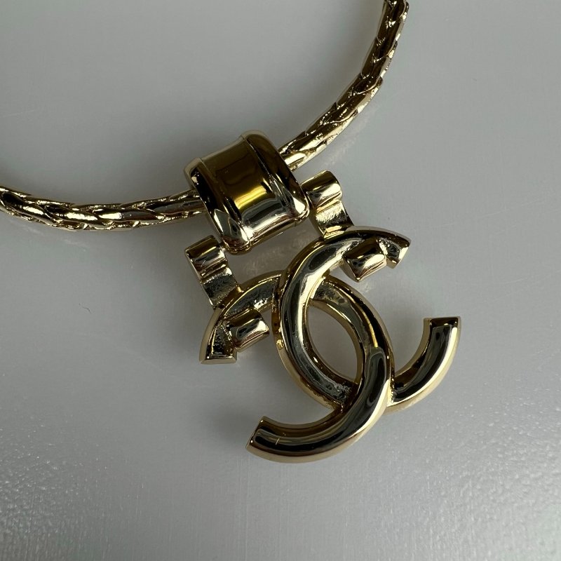 CHANEL C23/P 淡金水鑽頸鍊-3