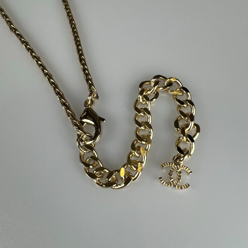 CHANEL C23/P 淡金水鑽頸鍊-4