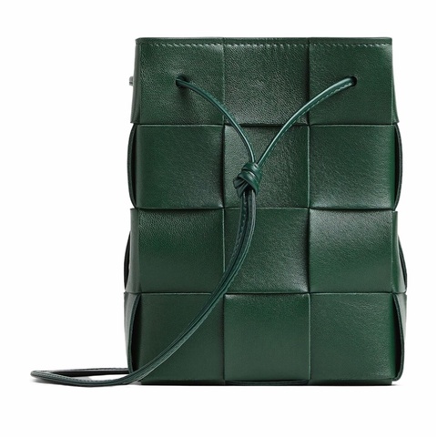 Bottega Veneta 女士 小號Cassette水桶包均碼碼小號、14cm*14cm*18cm