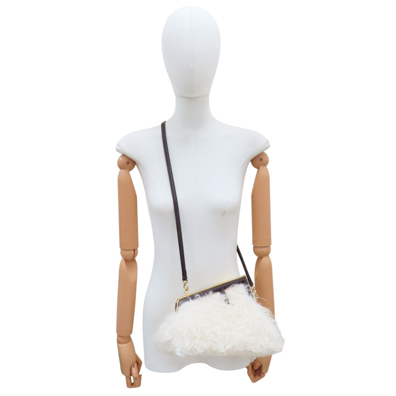 白色 毛絨 First 肩背包【FENDI 芬迪】 8BP129-7