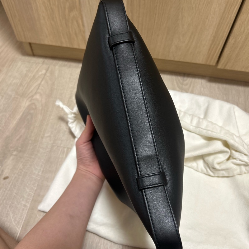 BV CRADLE 黑 小號-10