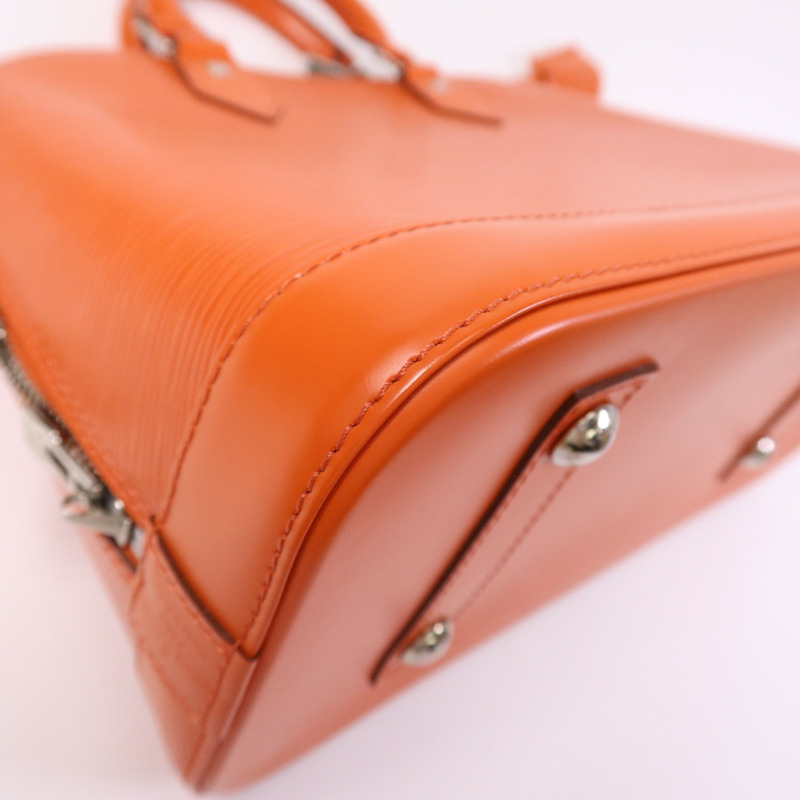 LOUIS VUITTON Epi Alma MM銀扣手挽袋-7