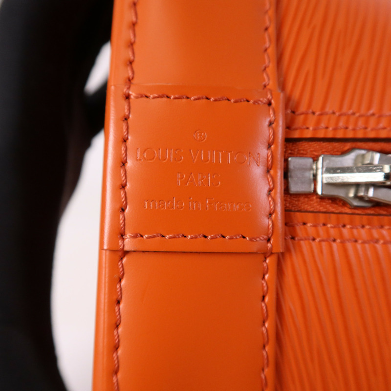 LOUIS VUITTON Epi Alma MM銀扣手挽袋-12