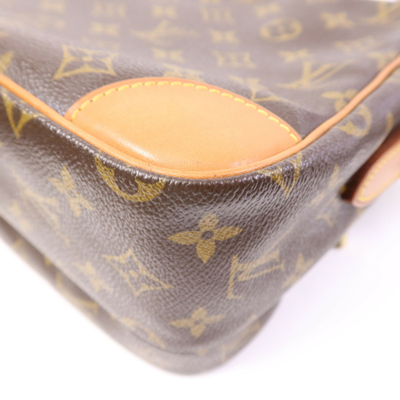 LOUIS VUITTON Monogram Nile金扣肩背袋-6