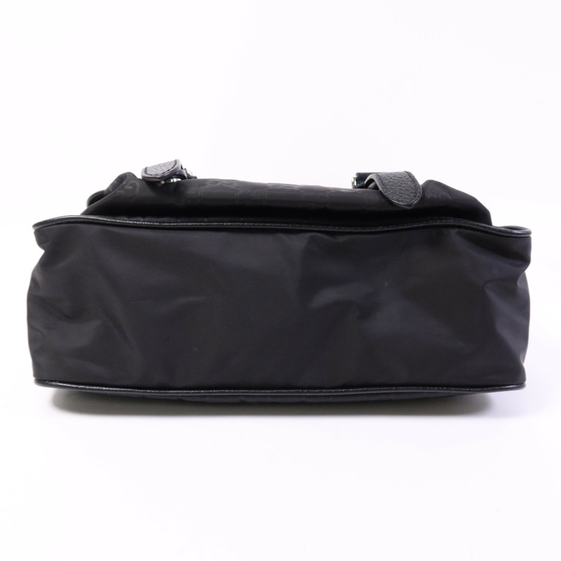 GUCCI 尼龍Shoulder Bag銀扣肩背袋-3