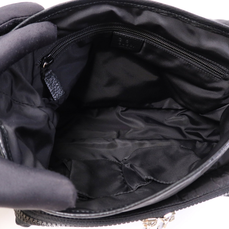 GUCCI 尼龍Shoulder Bag銀扣肩背袋-12