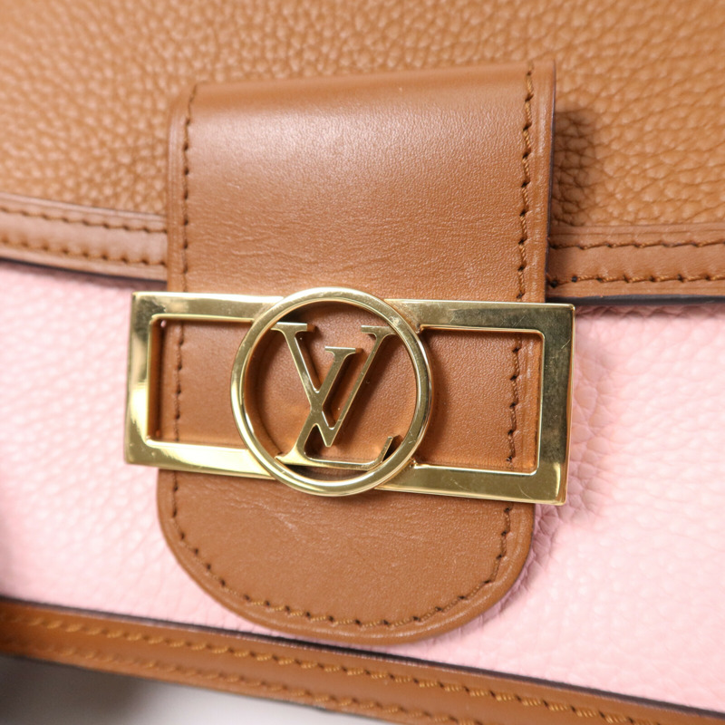 LOUIS VUITTON Taurillon Clemence Mini Dauphine金扣肩背袋-6