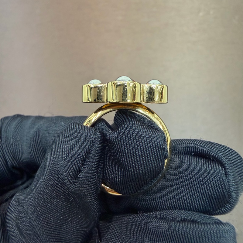 LV Love Letters 小花四葉草戒指 LN007-17