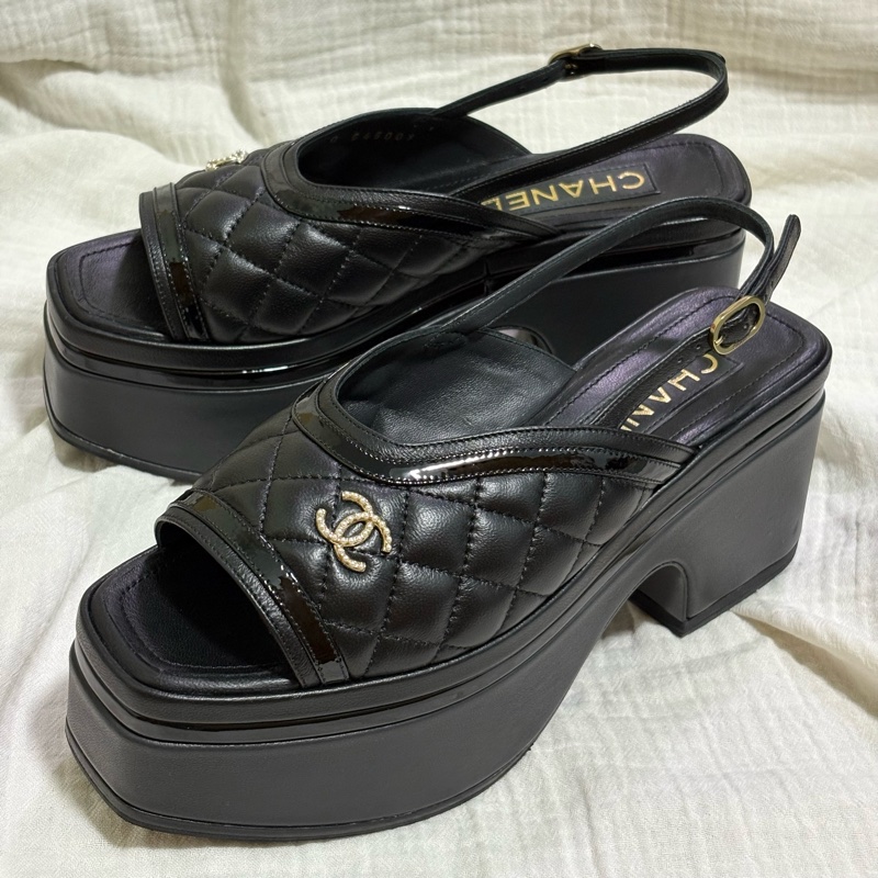 誠可議價 香奈兒 CHANEL 黑色菱格紋 厚底涼鞋-1