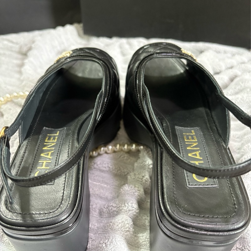 誠可議價 香奈兒 CHANEL 黑色菱格紋 厚底涼鞋-7