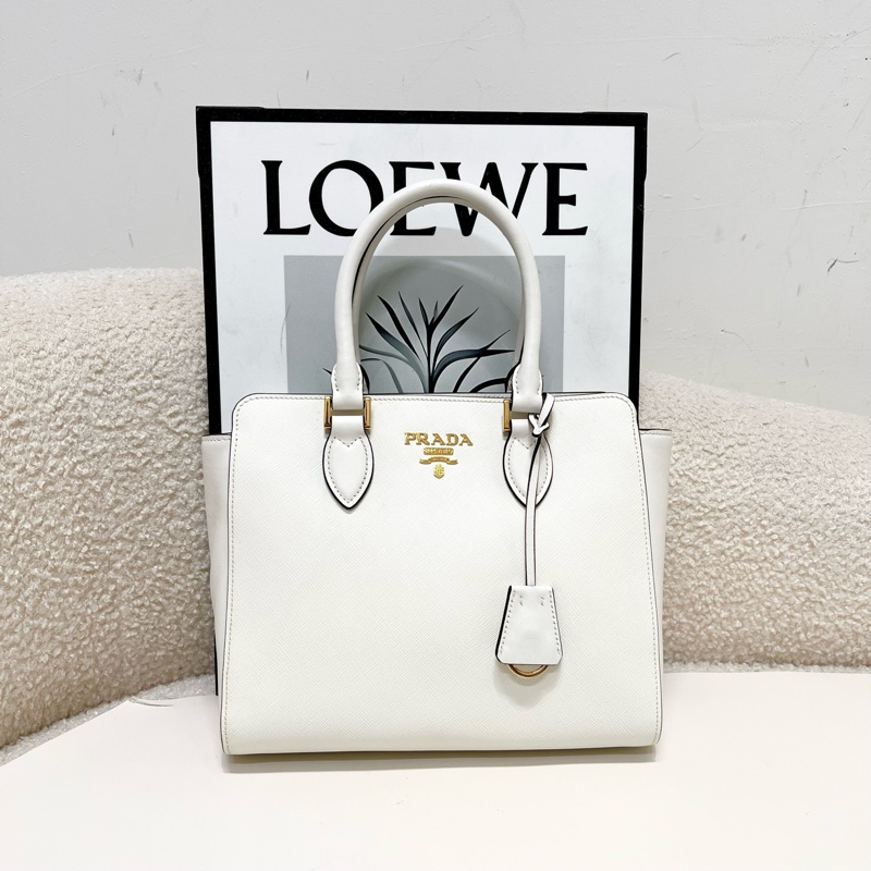 Prada/普拉達 白色十字紋牛皮手提包 小號托特包 日常通勤必備 簡約時尚 尺寸:27.5*-0