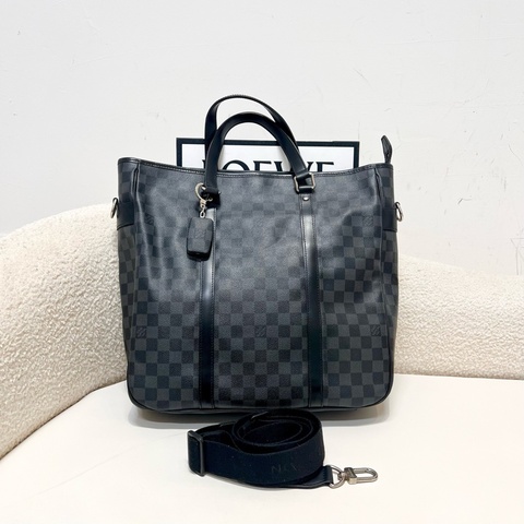 LOUIS VUITTON/路易威登 黑色棋盤格男士公文包 手提包單肩斜挎包 36*11*36cm