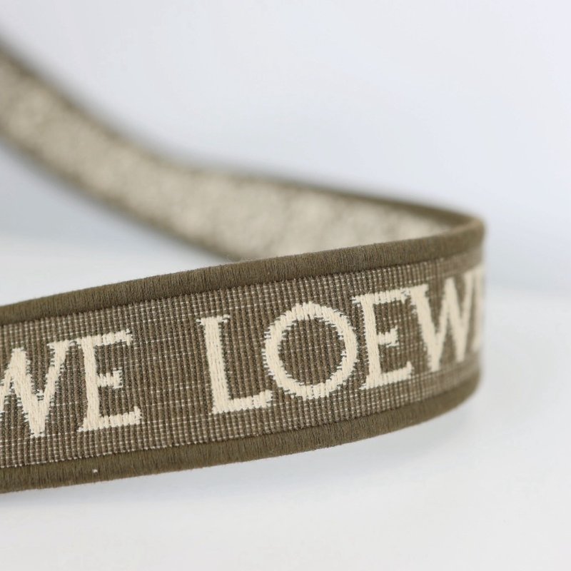 二手LOEWE Hammock 質感霧綠-4