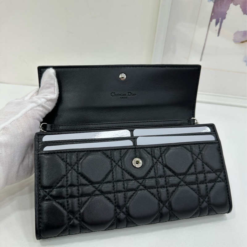 Dior 迪奧黑色菱格鏈條包,woc 小巧精緻,適合日常出門。閒置未使用品 尺寸約21cm寬,3cm厚,高約11cm-6