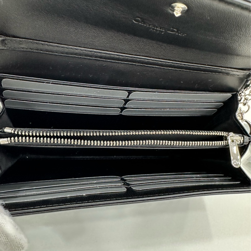 Dior 迪奧黑色菱格鏈條包,woc 小巧精緻,適合日常出門。閒置未使用品 尺寸約21cm寬,3cm厚,高約11cm-7