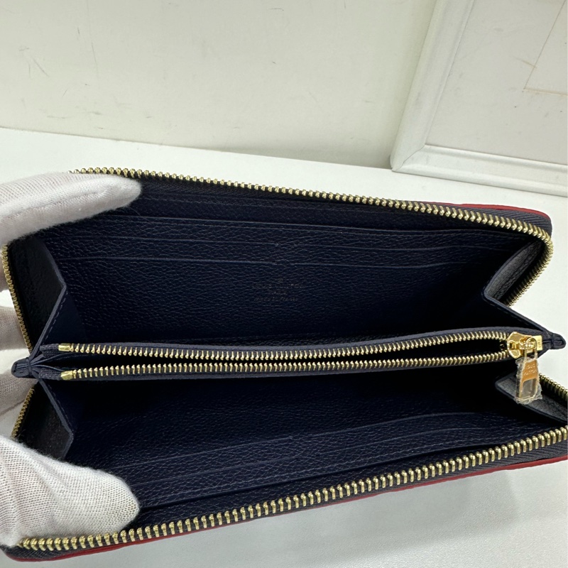 LV 路易威登 深藍色全皮壓花長拉鍊皮夾 純晶片 尺寸19*9-6