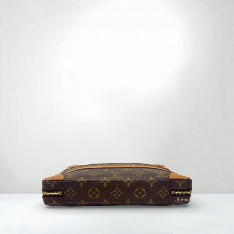 JS0436-LV 原花前雙苯染皮橫條金釦ㄇ拉皮帶環斜背包PM M68494-4