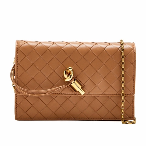 Bottega Veneta 女士 Andiamo 鏈條單肩包均碼碼19cm*4cm*11.5cm