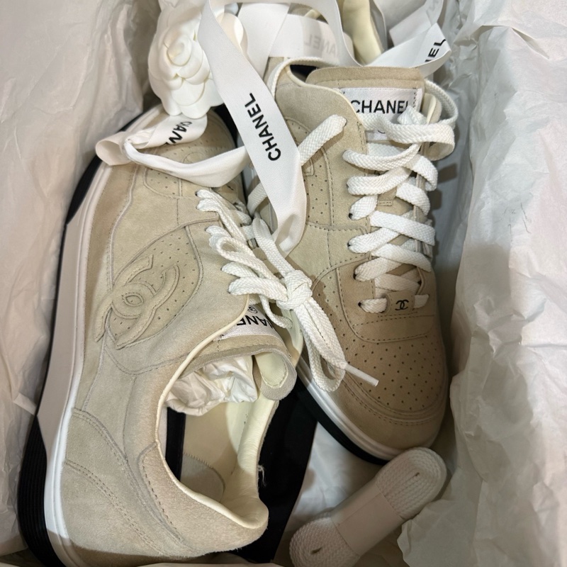 CHANE 香奈兒 奶茶色絨面板鞋 尺碼41碼 成色很新-1