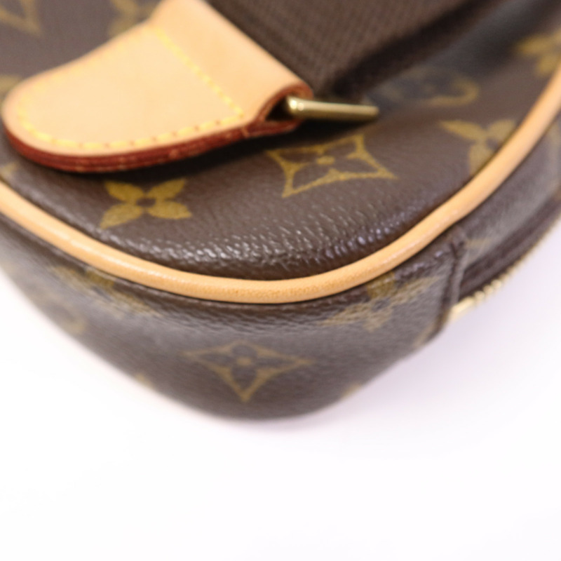 LOUIS VUITTON Monogram Pochette Gange金扣肩背袋-6