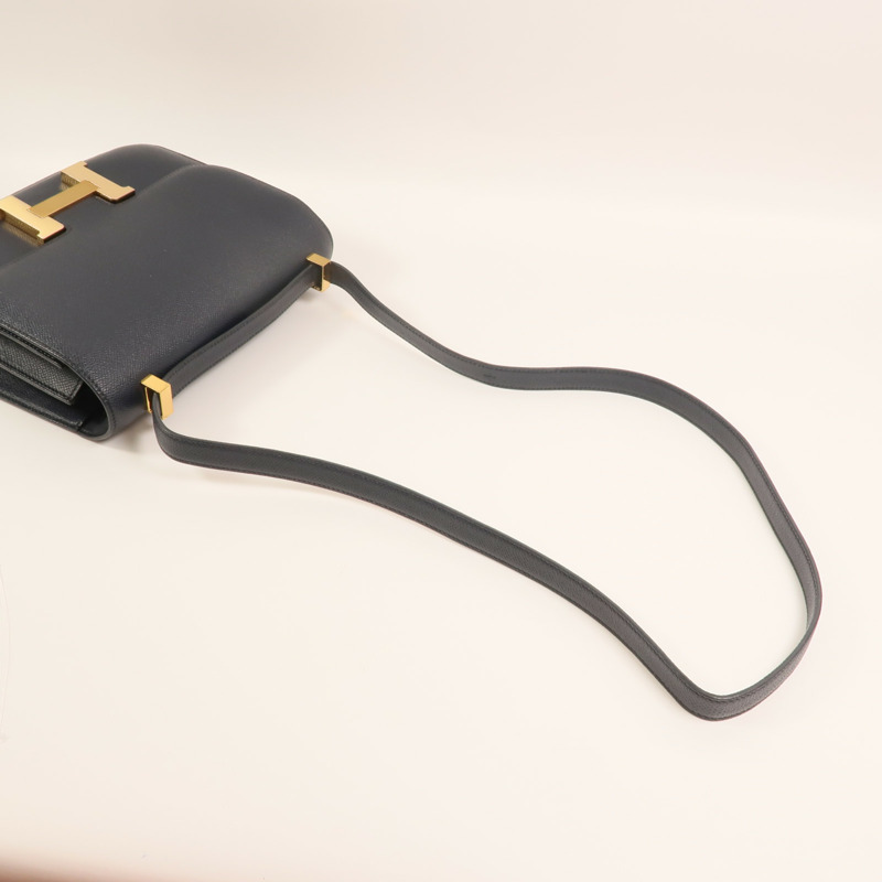 HERMES Epsom皮革Constance24金扣肩背袋Bleu Indigo-7